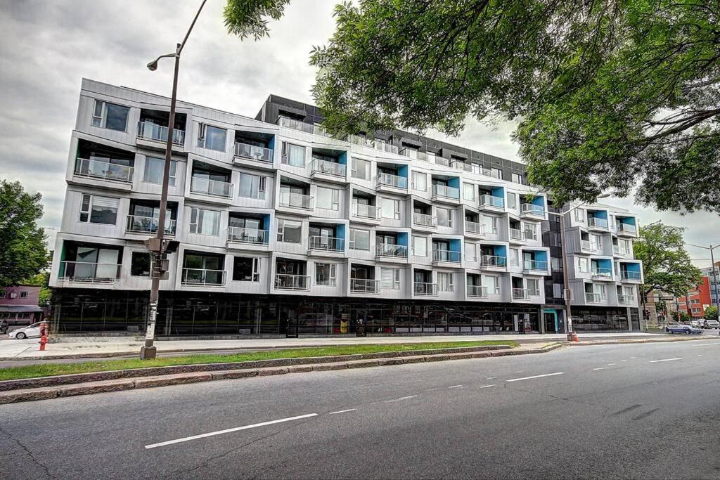 Good Vibes Only -Modern And Spacious 2 Bedroom Condo 4 Beds Free Parking, Gym Québec Kültér fotó