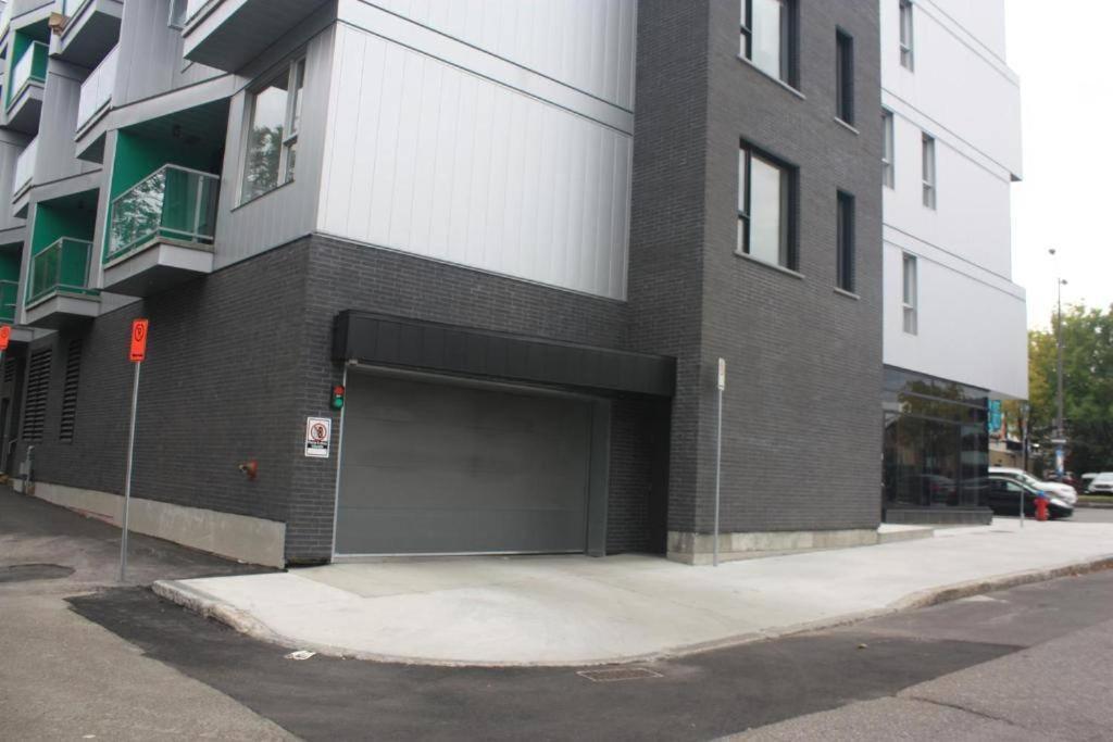 Good Vibes Only -Modern And Spacious 2 Bedroom Condo 4 Beds Free Parking, Gym Québec Kültér fotó
